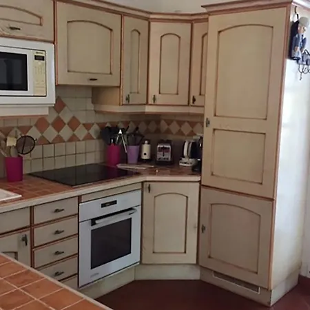 Familiale Premium Piscine Parking Et Fibre 2 1 Salle De Bain Avec Toilettes * La Seyne-sur-Mer
