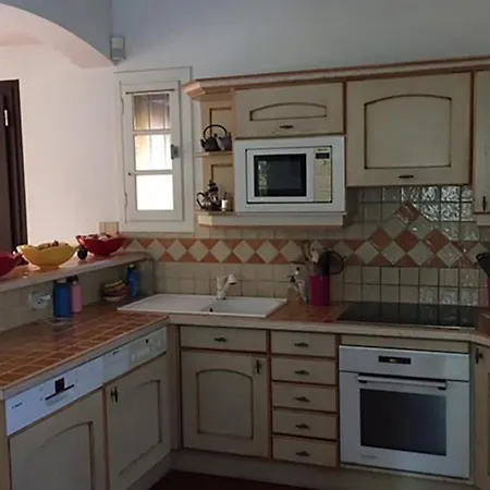 Familiale Premium Piscine Parking Et Fibre 2 1 Salle De Bain Avec Toilettes Homestay La Seyne-sur-Mer