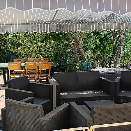 Familiale Premium Piscine Parking Et Fibre 2 1 Salle De Bain Avec Toilettes La Seyne-sur-Mer